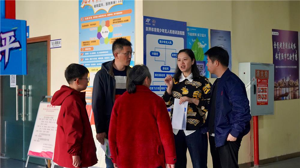 重庆青少年运动员注册火热进行 无人机飞行科目首次纳入