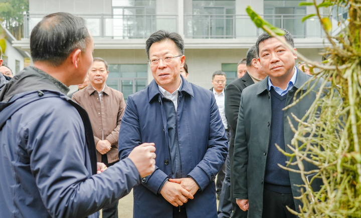 陶世祥：坚持党建统领 推进乡村振兴